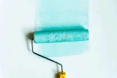Peinture intérieure à la Feuillée — murs, plafonds et boiseries